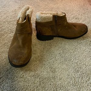 Ugg low rise boots